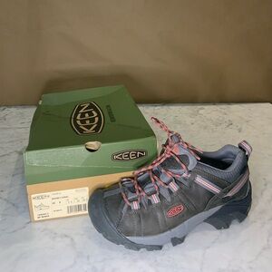Keen Targhee II WP Waterproof Hiking Shoes for Ladies - Magnet/Coral - 8M